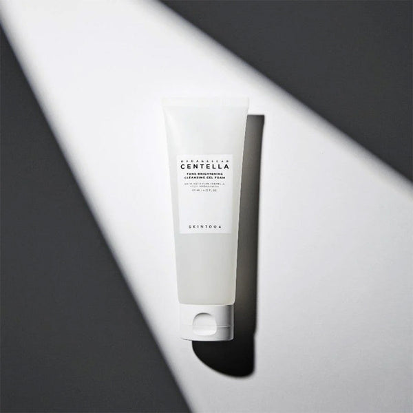SKIN1004 Madagascar Centella Tone Brightening Cleansing Gel Foam 125 mL