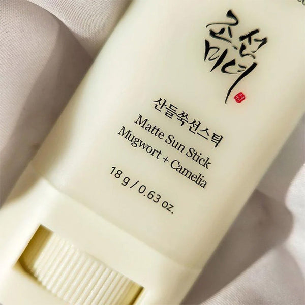بيوتي أوف جوسون – عصا واقية من الشمس غير لامعة بالشيح والكاميليا بعامل حماية SPF 50 PA++++ – عصا واقية من الشمس غير لامعة بالشيح 18 جم